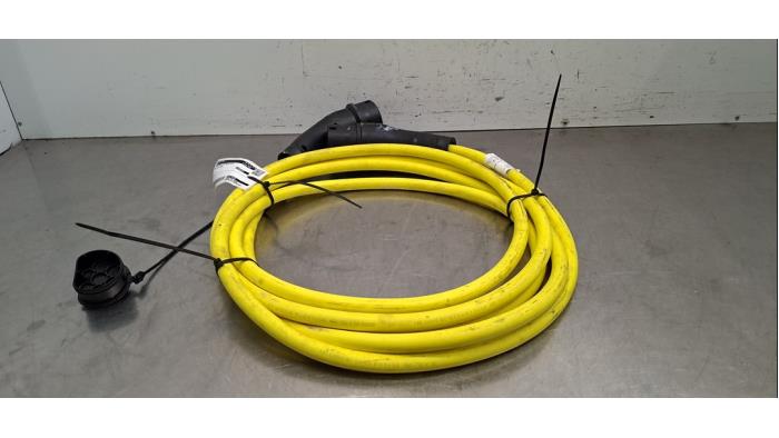 Câble de recharge électrique Audi Q4
