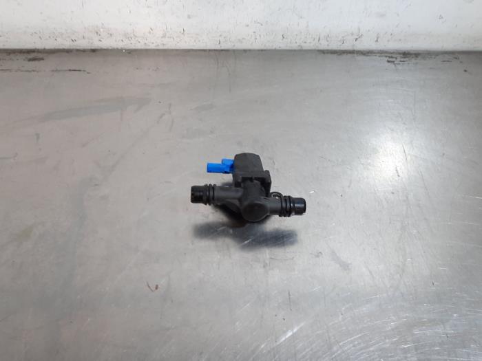 Robinet chauffage électrique Citroen C4