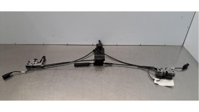 Mécanique de verrouillage capot Audi Q4