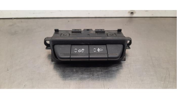 Correcteur hauteur Nissan Primastar