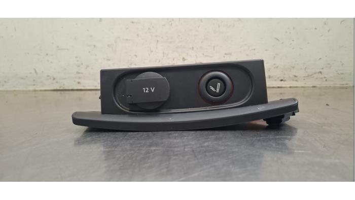 Prise 12 Volts Audi A6