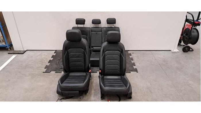 Kit revêtement (complet) Volkswagen Tiguan