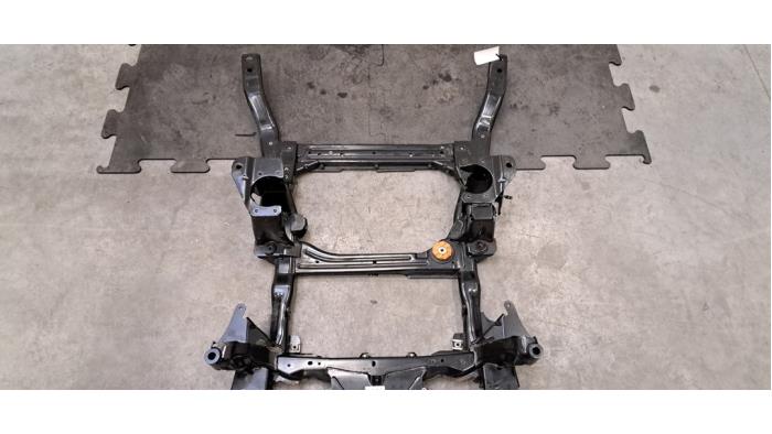 Gebruikte Subframe Landrover Range Rover Sport (LW) 2.0 16V P400e Prijs € 605,00 Inclusief btw aangeboden door Autohandel Didier