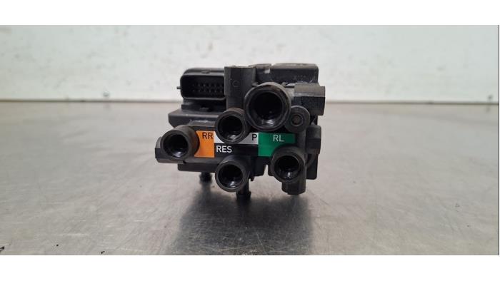 Module suspension à air Landrover Range Rover Sport