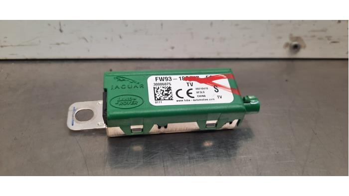 Antenne amplificateur Landrover Range Rover Sport
