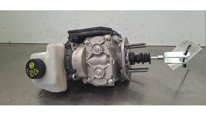 Gebruikte Rembekrachtiger Landrover Range Rover Sport (LW) 2.0 16V P400e Prijs € 665,50 Inclusief btw aangeboden door Autohandel Didier