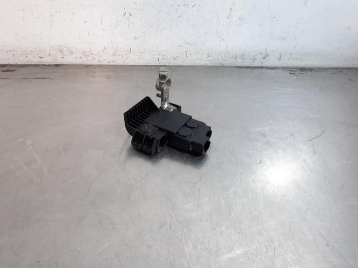 Borne de batterie Volkswagen Golf
