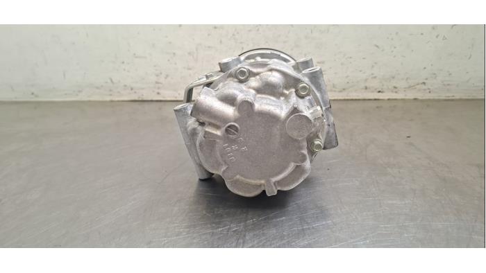 Pompe clim Toyota Corolla