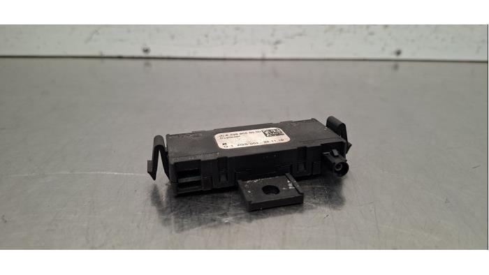 Antenne amplificateur Mercedes C-Klasse