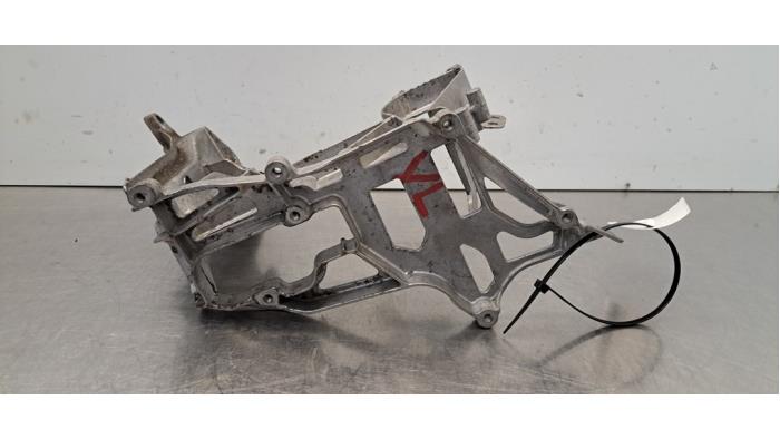 Cadre phare gauche Mercedes C-Klasse