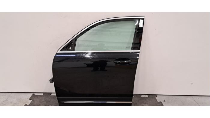 Portière 4portes avant gauche Mercedes EQB
