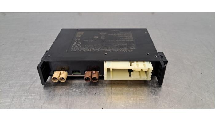 Gebruikte Module Telefoon Mercedes C Estate (S205) C-180 1.5 EQ Boost Prijs € 133,10 Inclusief btw aangeboden door Autohandel Didier