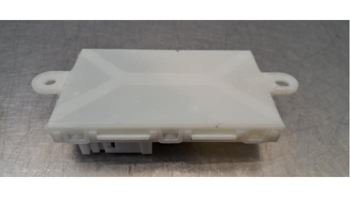 Module véhicule sans clés Mercedes C-Klasse