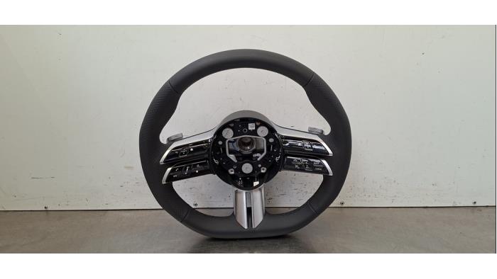 Volant Mercedes EQB