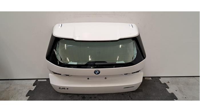 Hayon BMW iX1