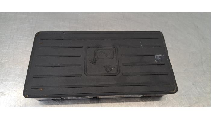 Chargeur sans fil Audi Q3
