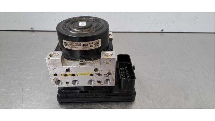 Pompe ABS Nissan Navara