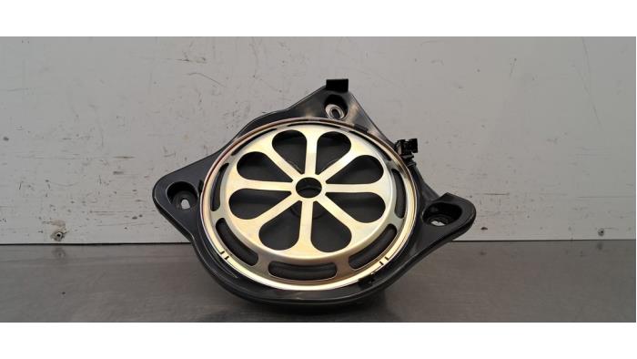 Haut-parleur Mercedes C-Klasse