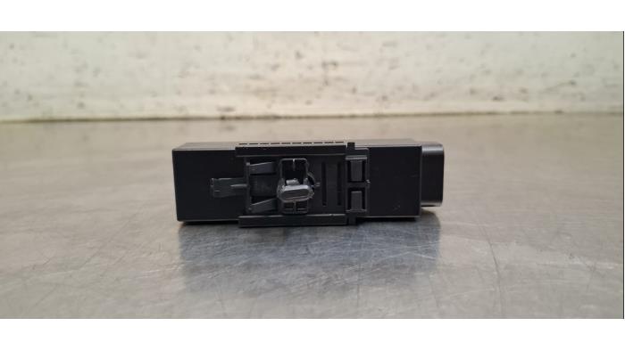 Module (divers) Peugeot 5008
