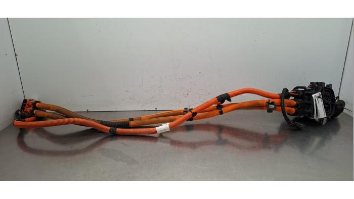 Port de chargement voiture électrique Peugeot 5008
