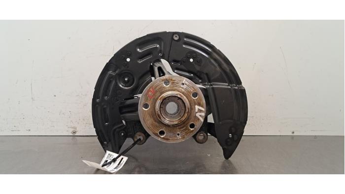 Joint avant gauche Peugeot 5008
