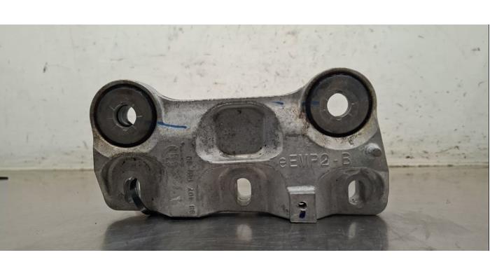 Support (divers) Peugeot 5008