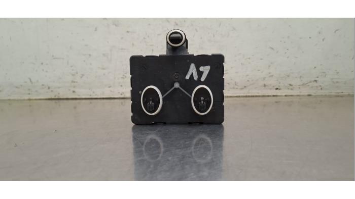 Module verrouillage central des portes Peugeot 5008