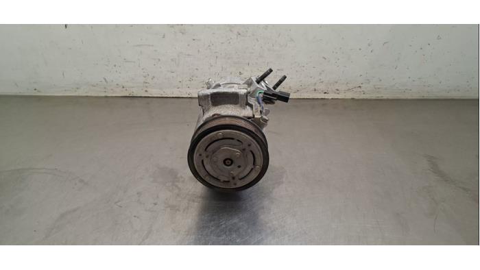 Pompe clim Ford Transit Custom