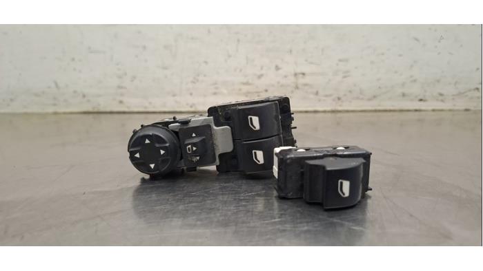 Commutateur combi vitres Peugeot Expert