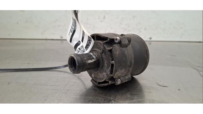 Pompe à eau supplémentaire Renault Master