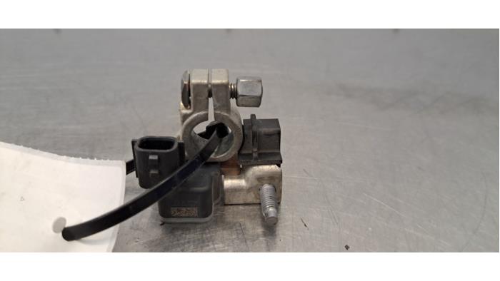 Borne de batterie Renault Master