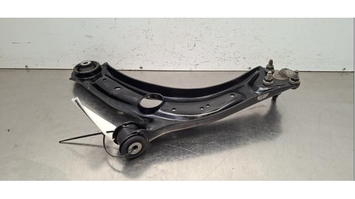 Bras de suspension avant droit Audi Q3