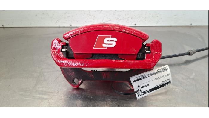 Etrier de frein (pince) avant gauche Audi S3