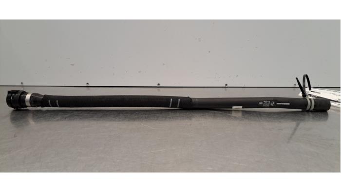 Tuyau radiateur BMW iX1