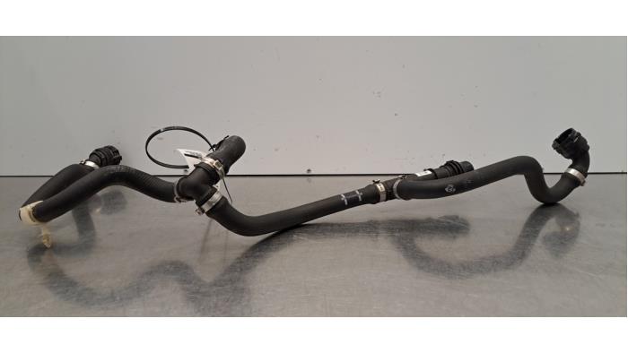 Tuyau radiateur BMW iX1