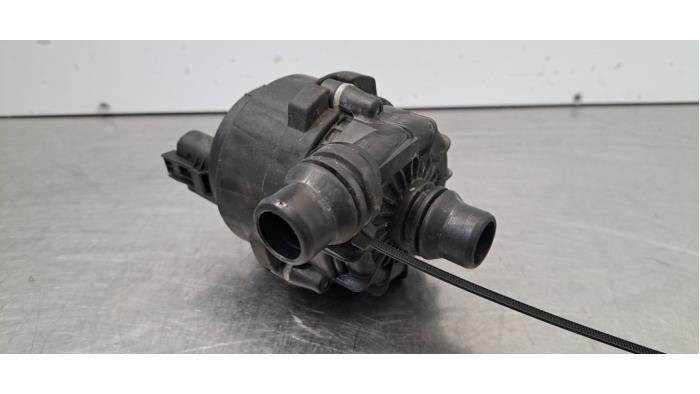 Pompe à eau supplémentaire BMW iX1