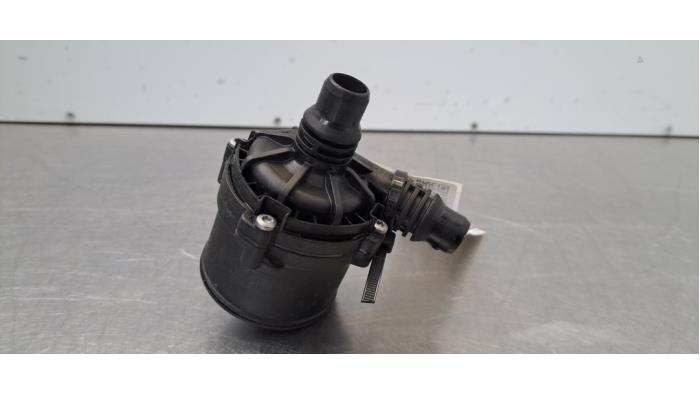 Pompe à eau supplémentaire BMW iX1