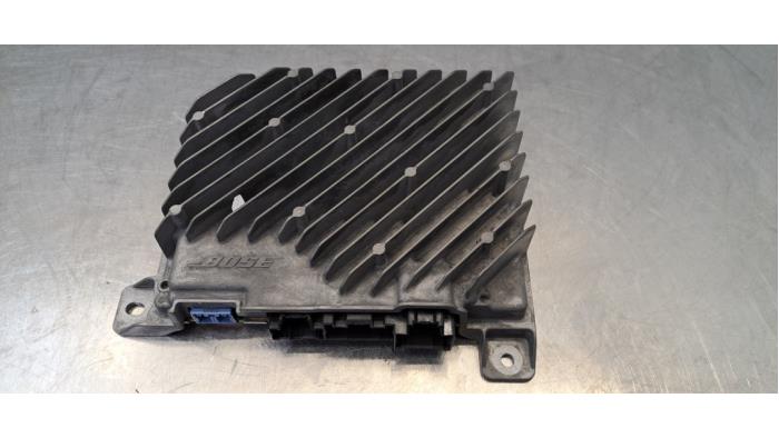 Amplificateur radio Mazda 3.