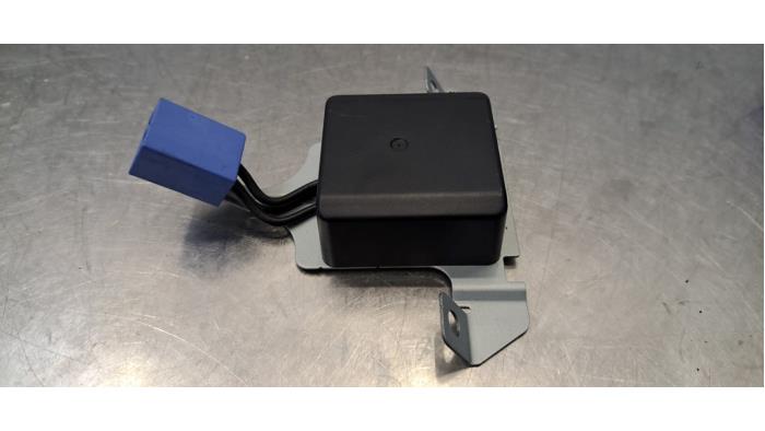 Antenne GPS Mazda 3.