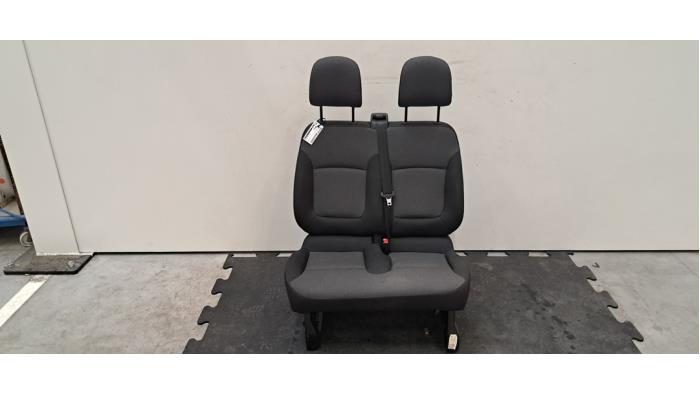 Banquette avant droit Renault Trafic