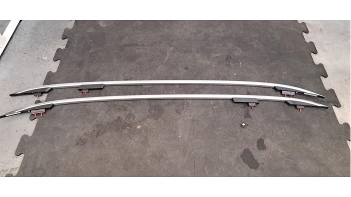 Kit rails de toit Mercedes EQB