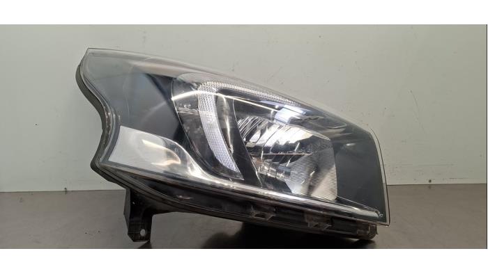 Phare droit Opel Vivaro