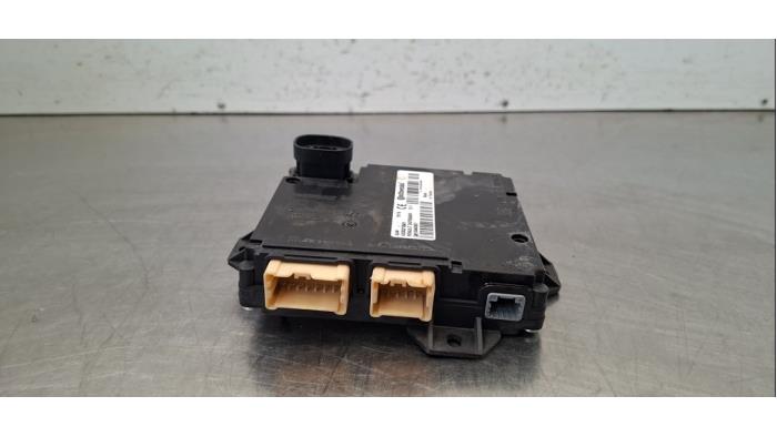 Module (divers) Opel Vivaro