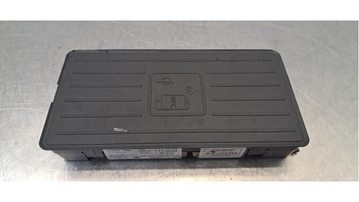 Chargeur sans fil Audi E-Tron