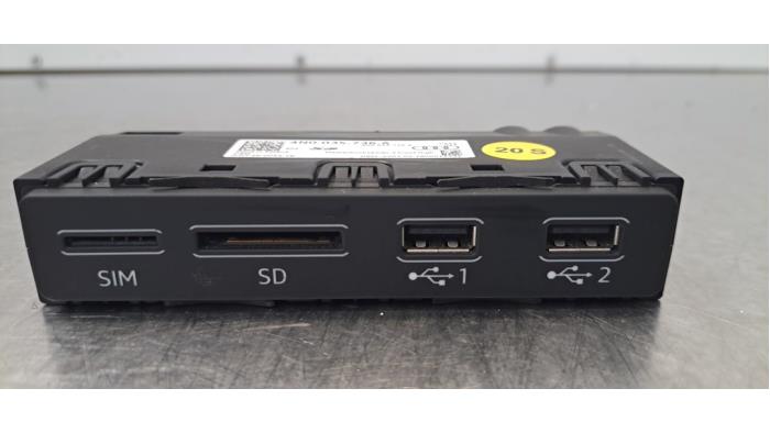 Connexion USB Audi E-Tron