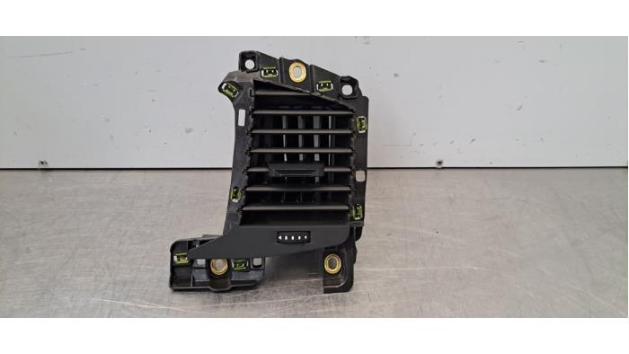 Grille aération tableau de bord Audi A1