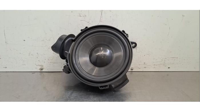 Caisson de graves Audi RS3