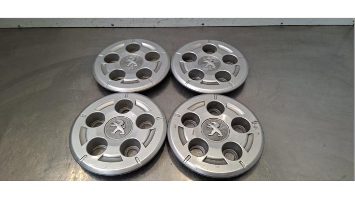 Ensemble enjoliveur Peugeot Boxer