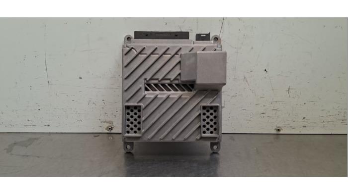 Amplificateur radio Mercedes C-Klasse