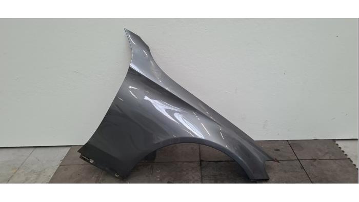 Aile avant droite Mercedes C-Klasse